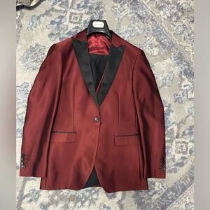 This tuxedo was worn one time for a holiday party. Dry Cleaned and ready to go